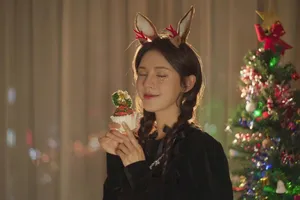 张予曦冰雪小鹿圣诞妆甜美图片_3