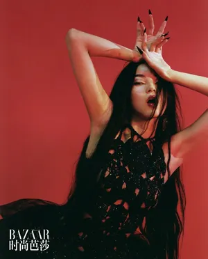 雎晓雯古灵精怪性感可爱展现魅力写真图片_8