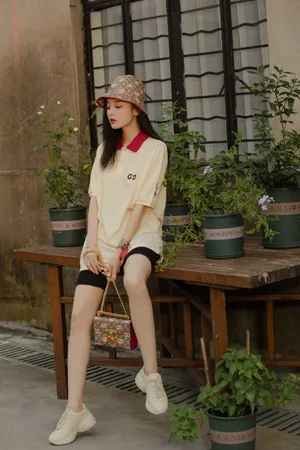 古力娜扎初秋复古率性甜美时尚写真图片_4