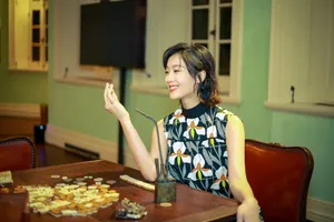 齐溪短发清爽优雅写真图片_3