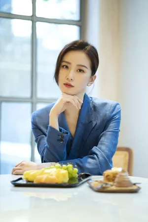 刘诗诗蓝色长裙优雅写真图片_1