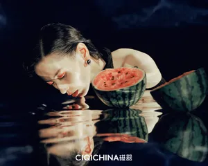 李媛摩登性感写真图片_8