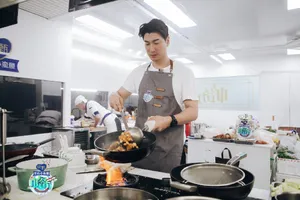 张亮《中餐厅第四季》第五期剧照图片