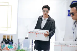 张亮《中餐厅第四季》第五期剧照图片_2
