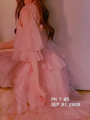 徐紫茵柔美浪漫光影写真图片_3