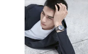宋威龙寸头造型帅气利落写真图片_2