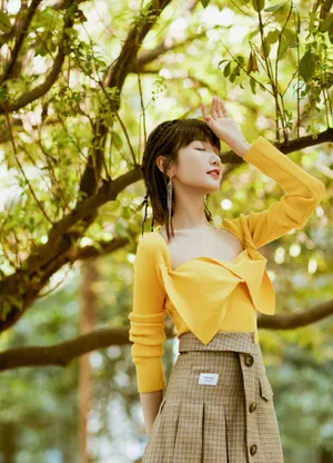 毛晓彤性感迷人秋日写真图片_4