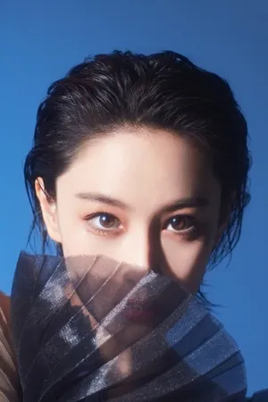 张馨予百褶裙蛮腰美艳动人写真图片_3