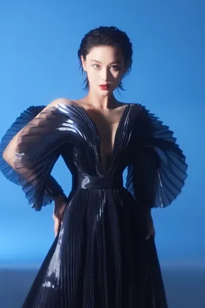 张馨予百褶裙蛮腰美艳动人写真图片_4