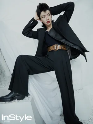 戚薇红发美杜莎酷美写真图片_2