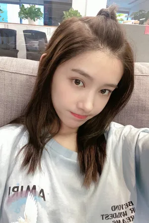 李沐宸清新甜美自拍图片_5
