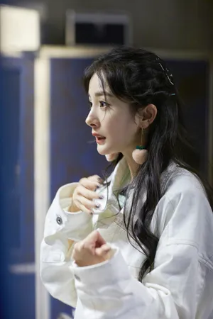 杨幂《密室大逃脱2》十一期剧照图片