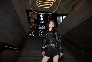 鞠婧祎酷美皮衣品牌活动图片_5