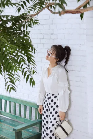 李念甜美俏丽写真图片第1张