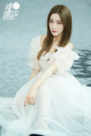王艺瑾仙女纱裙优雅写真图片_5