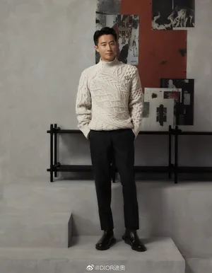黄轩摩登冬装型男写真图片_4