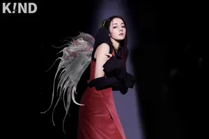 迪丽热巴亮片鱼尾裙大片写真图片_5