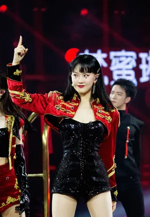《乘风破浪的姐姐》黄龄图片_6