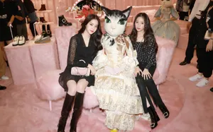 欧阳娜娜欧阳娣娣甜美活动照图片_1