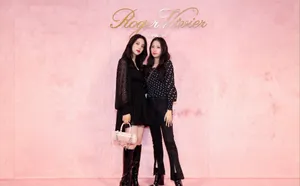 欧阳娜娜欧阳娣娣甜美活动照图片_6
