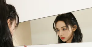 李若宁甜酷时尚写真图片_7