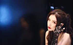 戴燕妮性感养眼写真图片_5
