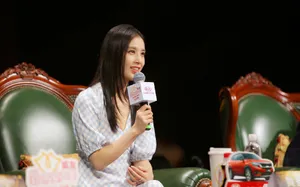黄圣依2020狐友国民校草大赛剧照图片_6