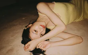 钟楚曦黄色针织长裙性感诱人美照图片_4