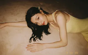 钟楚曦黄色针织长裙性感诱人美照图片_5