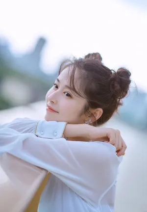 颖儿甜美元气写真图片