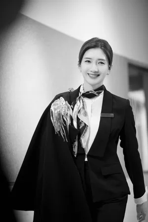 江疏影王曼妮造型写真图片