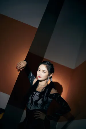 周洁琼性感甜酷写真图片_3