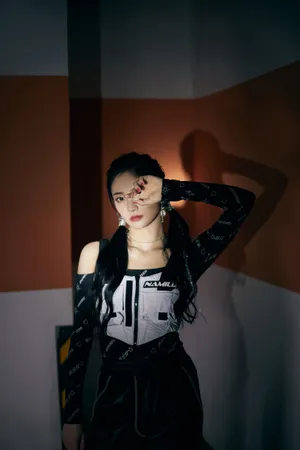 周洁琼性感甜酷写真图片_6
