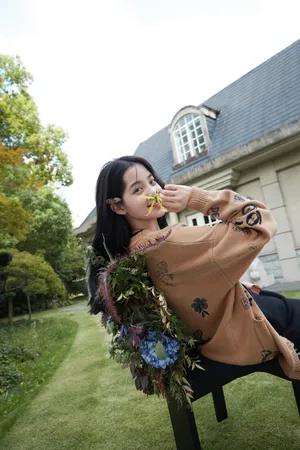 欧阳娜娜优雅时尚大片写真图片_8