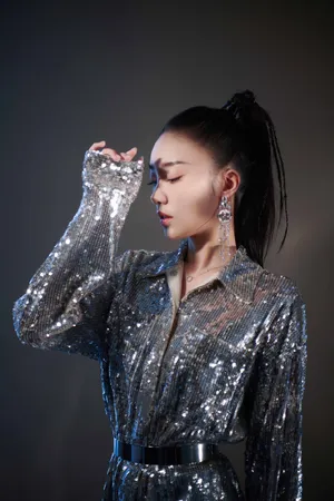 张月生日魅力性感图片_5