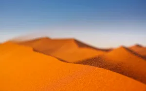 荒凉的沙漠戈壁风光_2