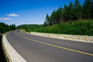 乌兰木统公路风光_5
