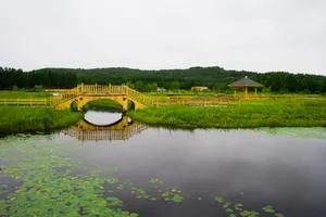 乌兰木统美丽湖泊壁纸_3