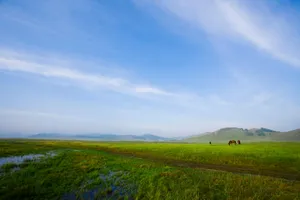 乌兰木统美丽湖泊壁纸_6