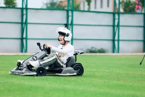 周深《新手驾到》剧照图片_6