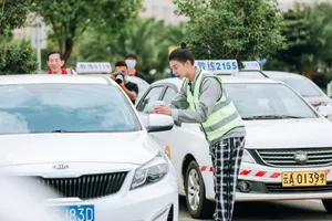 霍尊《新手驾到》剧照图片