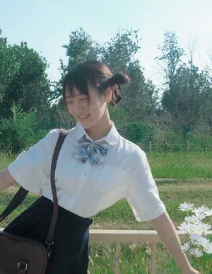 凌美仕轻甜少女风写真图片_10