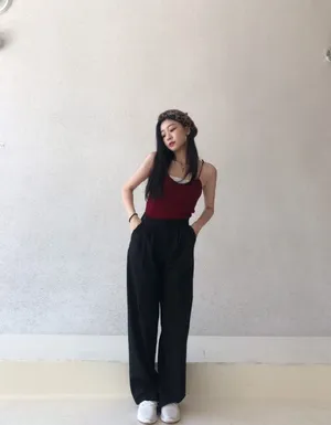 王承渲红色吊带元气日常照片_8