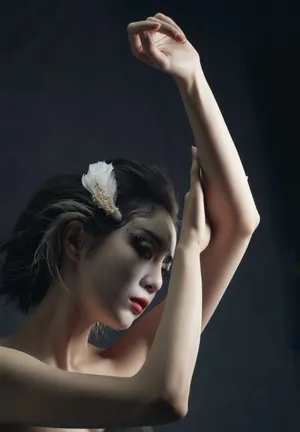 李溪芮性感冷艳写真图片_4