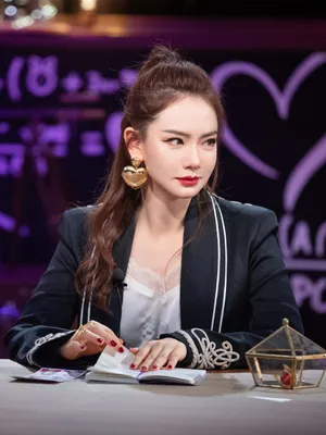 戚薇《心动的信号》综艺剧照图片_5
