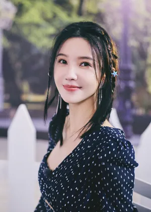 杨子姗脏辫造型清爽率性写真图片