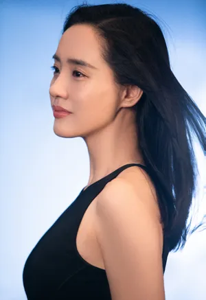 王智黑裙性感甜酷写真图片_4