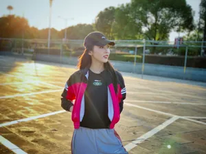宣璐休闲运动装写真图片_2