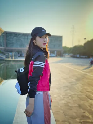 宣璐休闲运动装写真图片_4