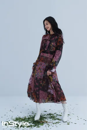 周洁琼印花裙甜美写真图片_1